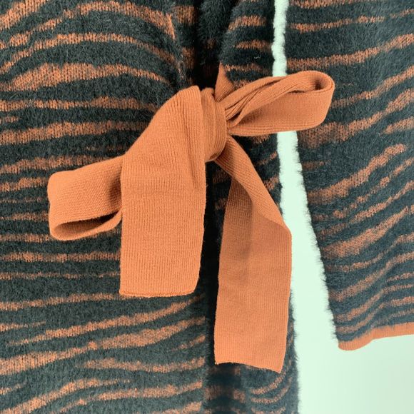 J.O.A. animal print long sleeve wrap sweater dress small - Picture 4 of 9